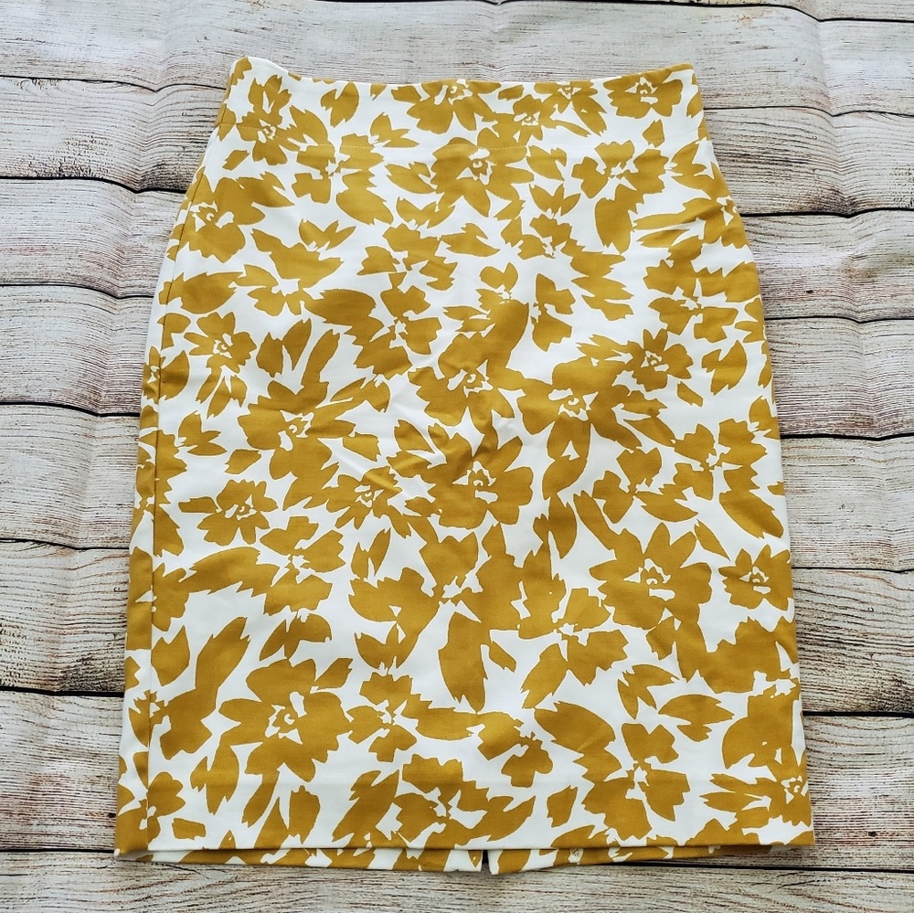 Ann Taylor Loft Floral Pencil Skirt Size 00